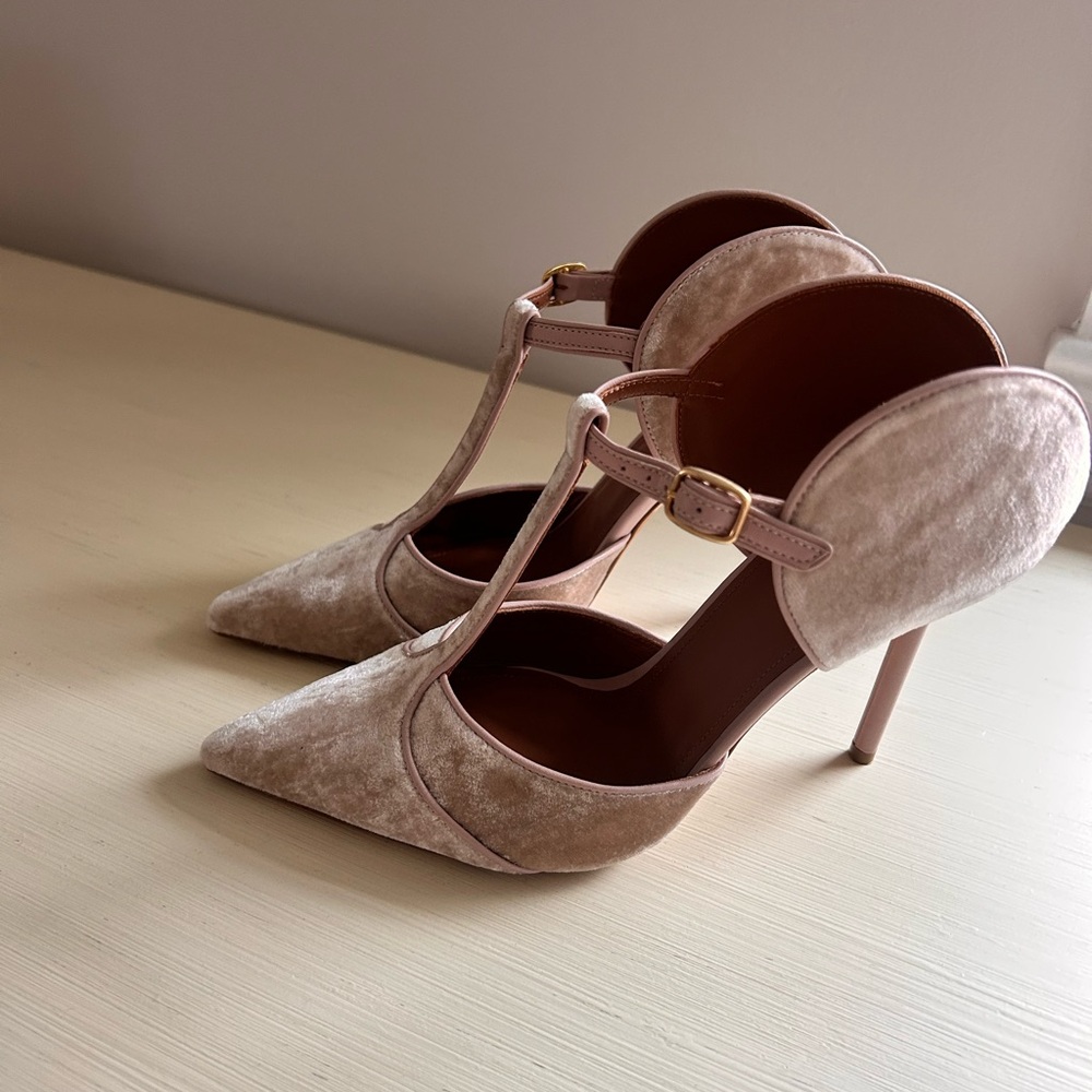Valentine's Shoes! Malone Souliers Imogen 100mm Pumps Blush Velvet (Size 38)